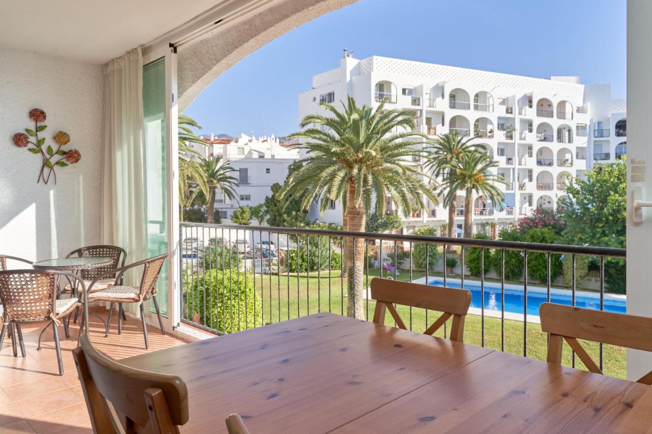 Carabeo 23- Acceso A La Playa Apartamento Nerja Exterior foto
