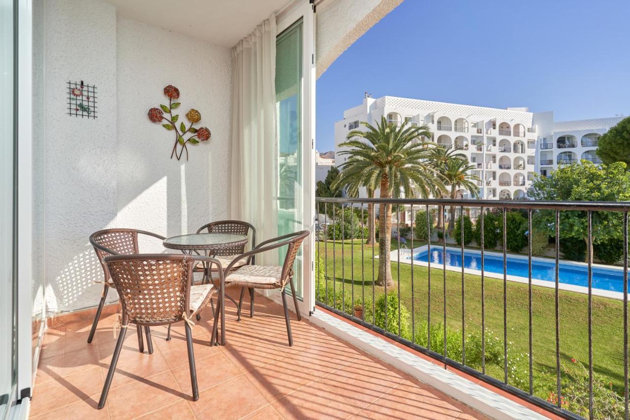 Carabeo 23- Acceso A La Playa Apartamento Nerja Exterior foto