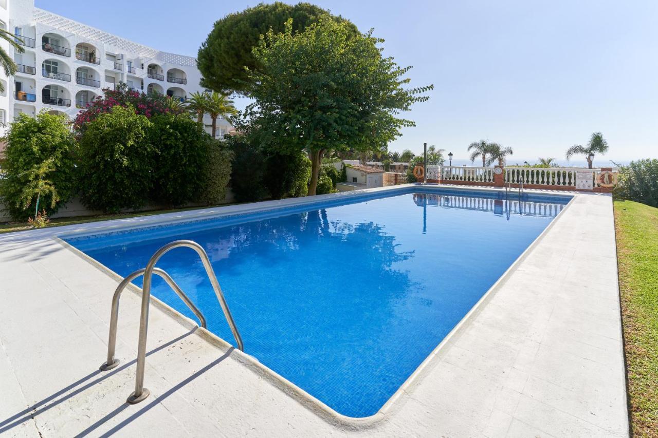 Carabeo 23- Acceso A La Playa Apartamento Nerja Exterior foto