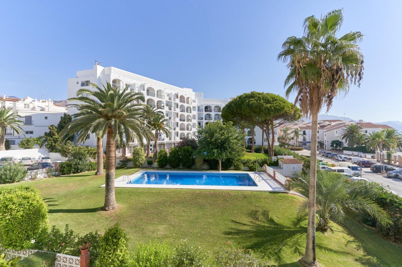 Carabeo 23- Acceso A La Playa Apartamento Nerja Exterior foto